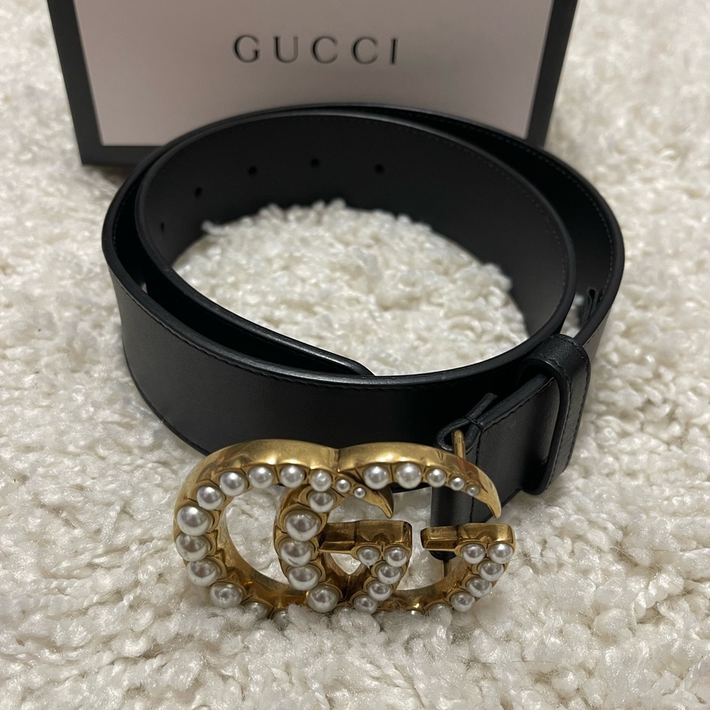 Gucci Pearl/Gold Buckle Belt Size 75